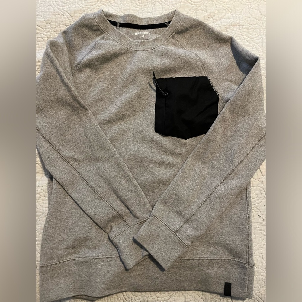 Small Express pocket sweatshirt